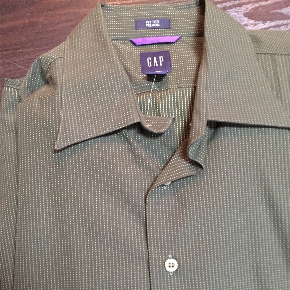 Gap long sleeve shirt